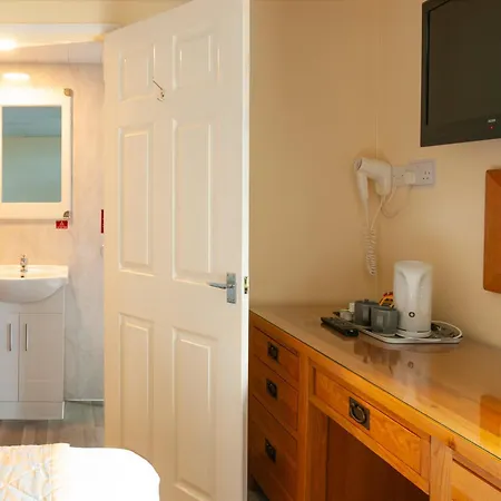 Claxton 3* Redcar