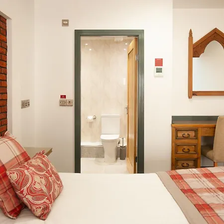 فندق Claxton 3*